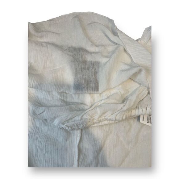 Forever 21 White Crop Top Size Medium - Picture 3 of 5